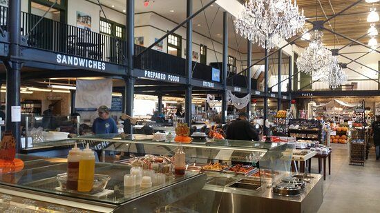 Dryades Public Market Cafe